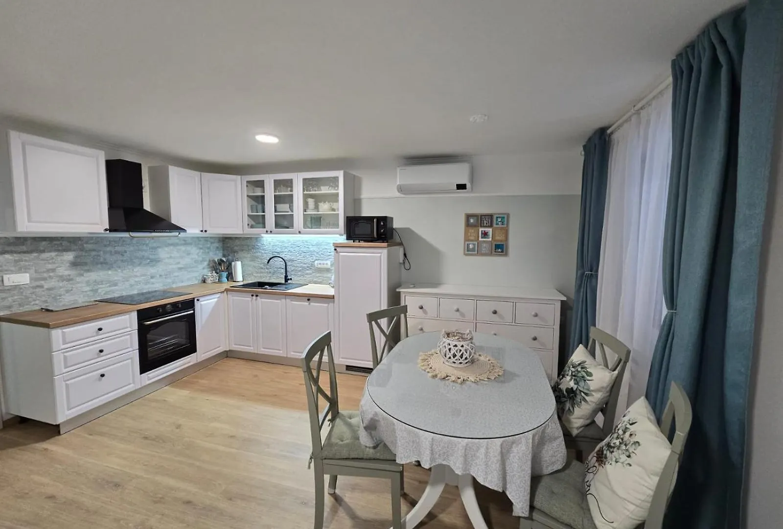 Apartment Selina Zambratija  Croatia
